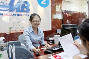 Thưởng Tết ngân hàng năm nay có… ngậm ngùi?